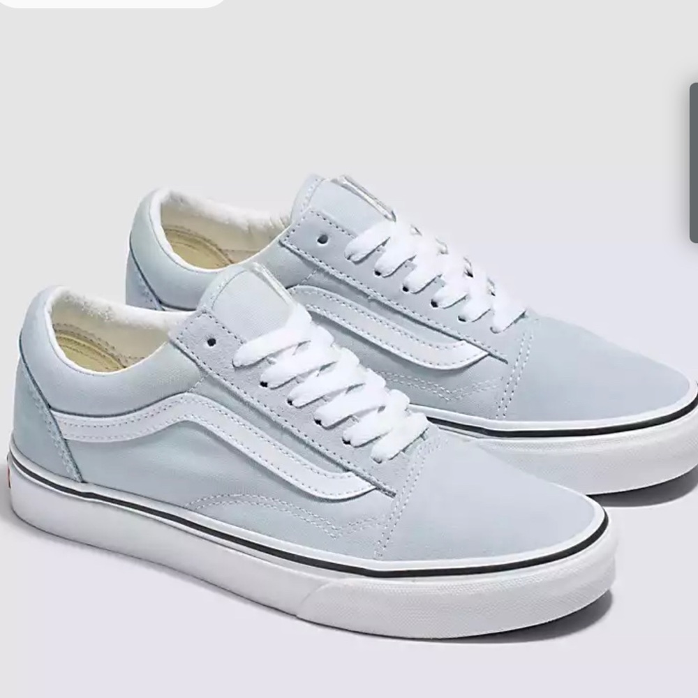 Vans Old Skool shoes in baby blue/true white. Size 9 in women’s but unisex